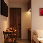 Sunlight Studio Apartment - Center Of The City