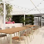 Sunlight Studio Apartment - Center Of The City